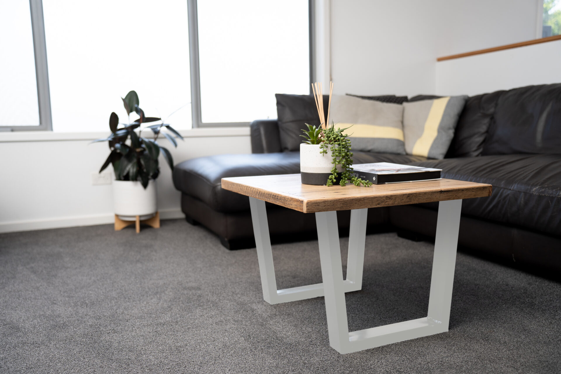 Santos Steel Tube Coffee Leg White - Image 2